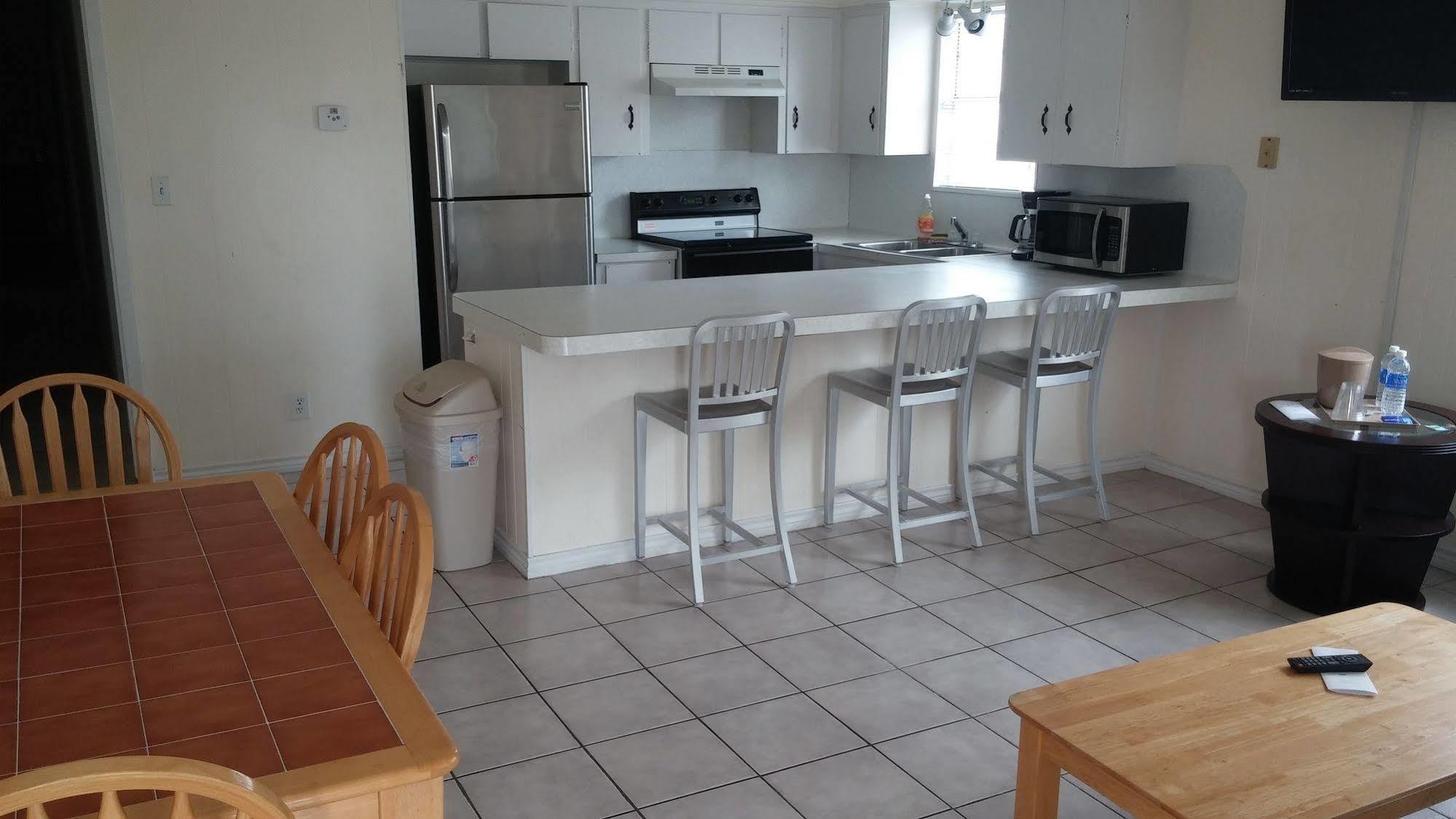 Upper Deck Hotel And Bar - Adults Only South Padre Island Dış mekan fotoğraf